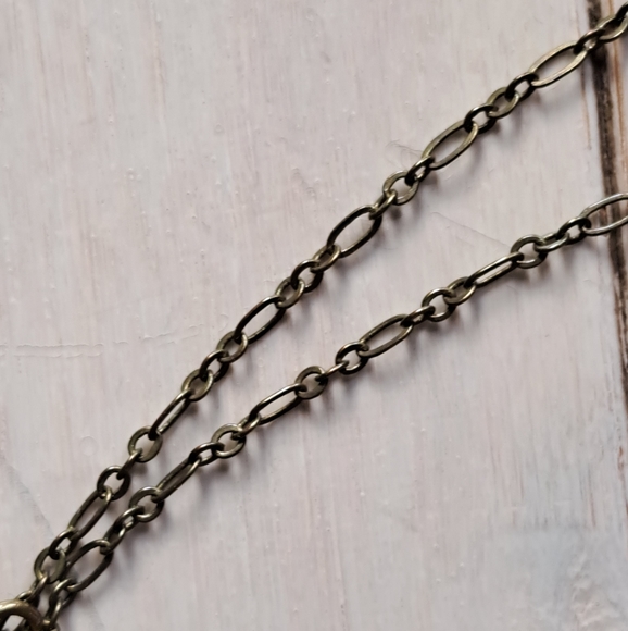 Dream Catcher Pendant with a Genuine Aqua Chalcedony Gemstone. - Picture 4 of 13